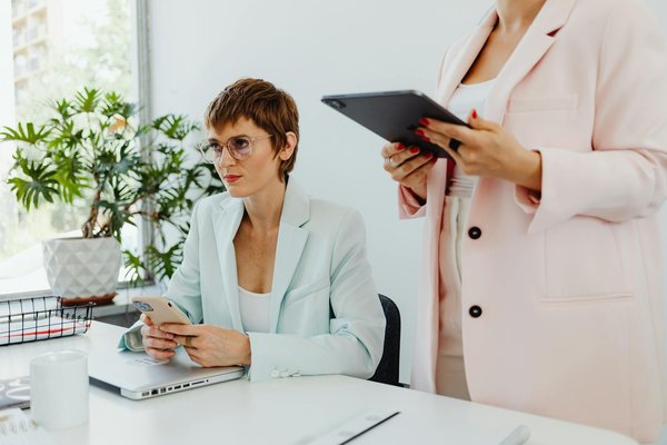 Dévoiler les mystères des calendriers de contenu : optimisez votre stratégie d'organisation et de planification éditoriale.